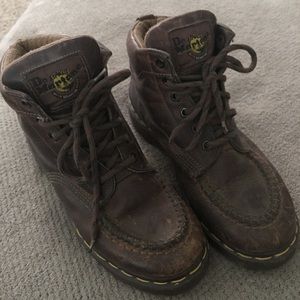 1993 Dr. Martens Vintage Boots!  Size 6M/8L Great!